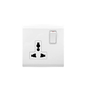 Soquete de interruptor universal personalizado com porta de proteção 13A